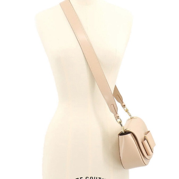 Salvatore Ferragamo Shoulder Bag - Picture 7 of 11